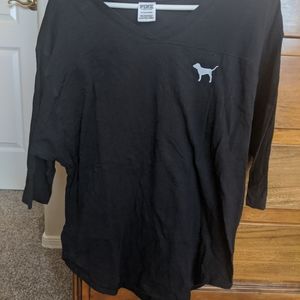 Three quarter length v-neck